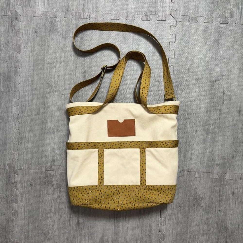 Madewell Canvas Transport Crossbody Tote Bag Off-White w/ Olive